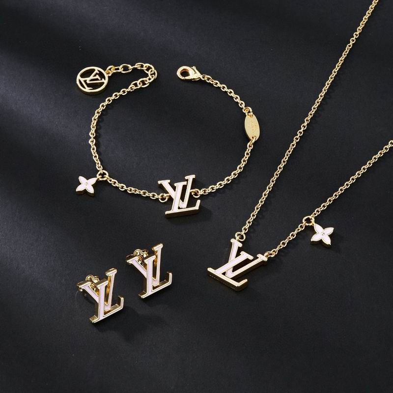 LV Suits 05yxs14